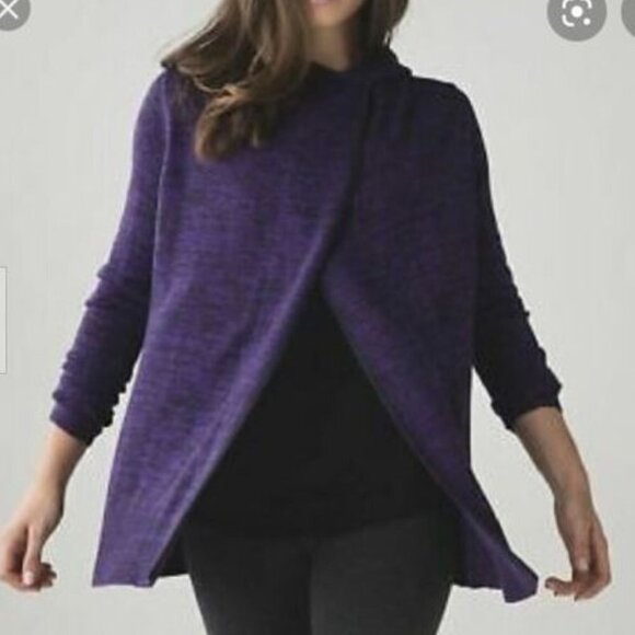 Lululemon Peace Of Mind Wrap with Hood Size 4 Black Grape Tender Violet - Picture 1 of 9